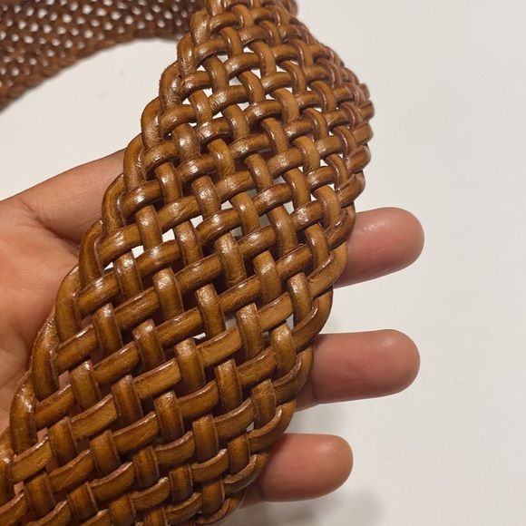 30-9192 PERRY ELLIS GENUINE LEATHER BELT SIZE ML - Picture 3 of 7